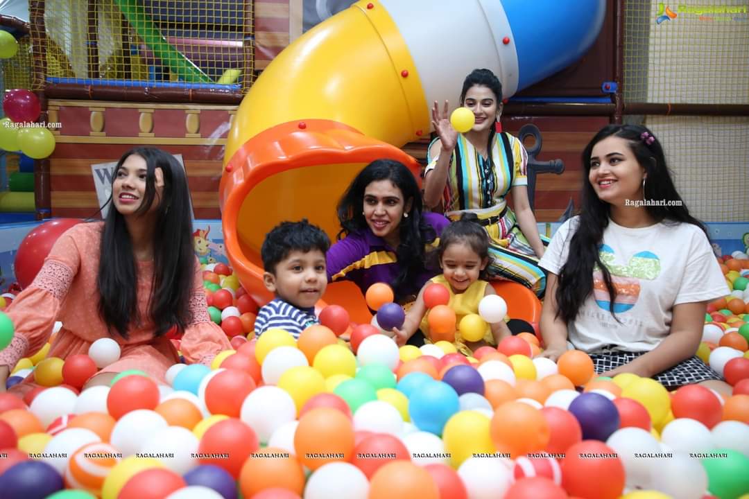 Ragalahari's tweet photo. SIM & SAM's Party & Play-Town for Kids Launch at Madinaguda
https://t.co/UmDbtEEg8D
#SimSam #PlayTown #Ragalahari #kidszone https://t.co/CAe8t5BSqv