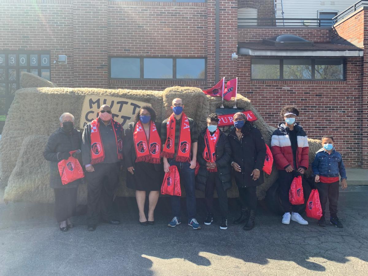 CL_StL's tweet photo. Yesterday, some of our community members gathered to celebrate the incredible partnership between @stlCITYsc & @purina! We are looking forward to seeing the lasting impact they create on STL's youth and pets.
#BetterTogether #OneGoalOneCITY https://t.co/fwBfH0bEeh