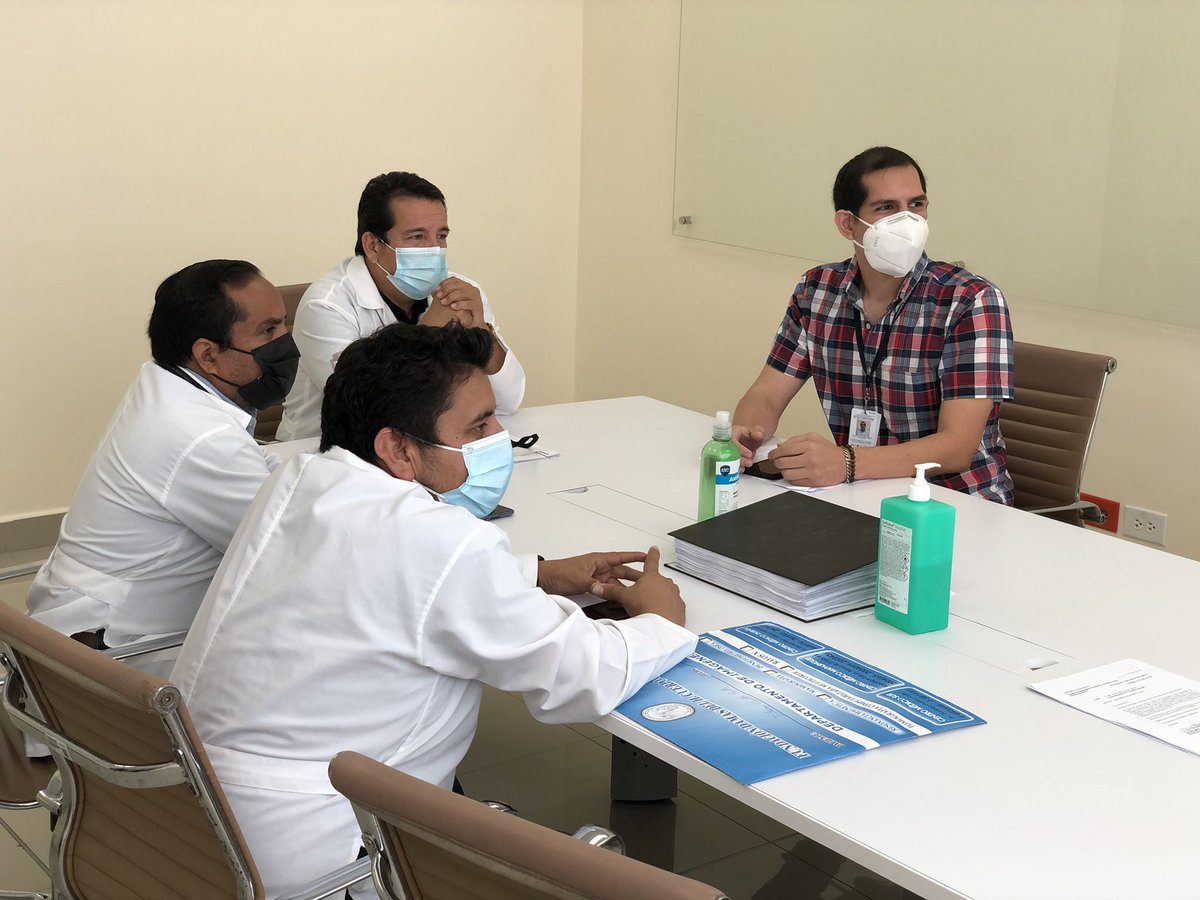 HGuayaquil's tweet photo. #AHORA | Autoridades @HGuayaquil, mantienen reunión de trabajo virtual con @Salud_CZ8, la cual tiene el objetivo de impulsar y definir estrategias de mejora continua que garanticen los servicios sanitarios de calidad para toda la comunidad. #ActivadosPorLaSalud https://t.co/bznpgXpoAC
