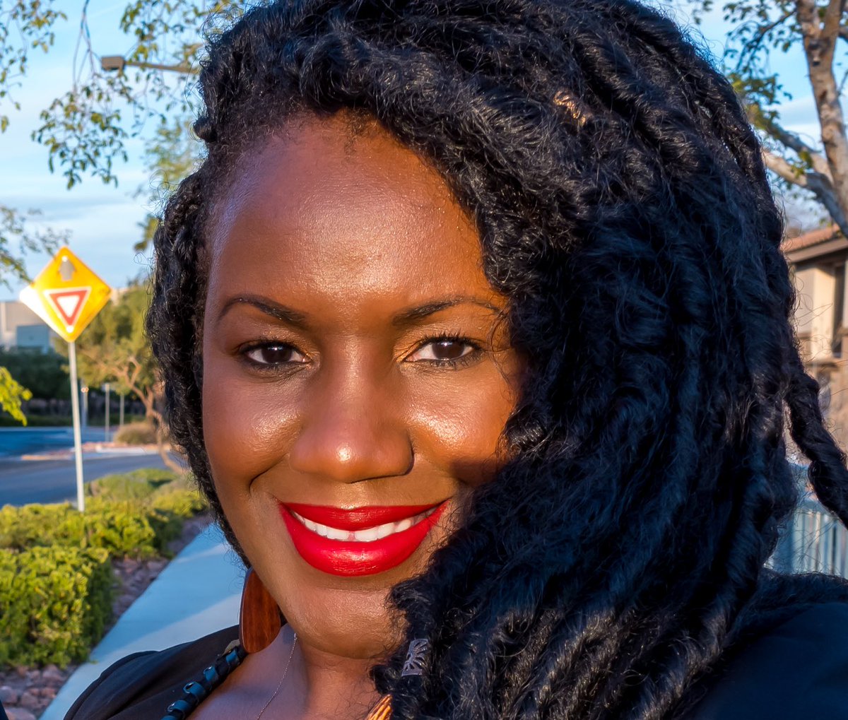 EDWINA on A&E Storage Wars tweet media