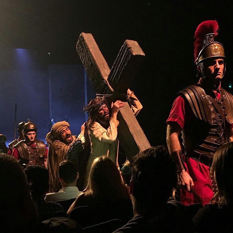 Massyholics's tweet photo. ➕Porter Sa Croix ➕
@mike_massy 🙏🏼💙
•
•
#jesus #GoodFriday #rehearsal #jesuslespectacle #MikeMassy #PascalObispo #ChristopheBarratier #repetitions #acting #musical #theatre #theater #cross #croix #paris #مايك_ماسي #الجمعة_العظيمة https://t.co/DqdVQHNlxH