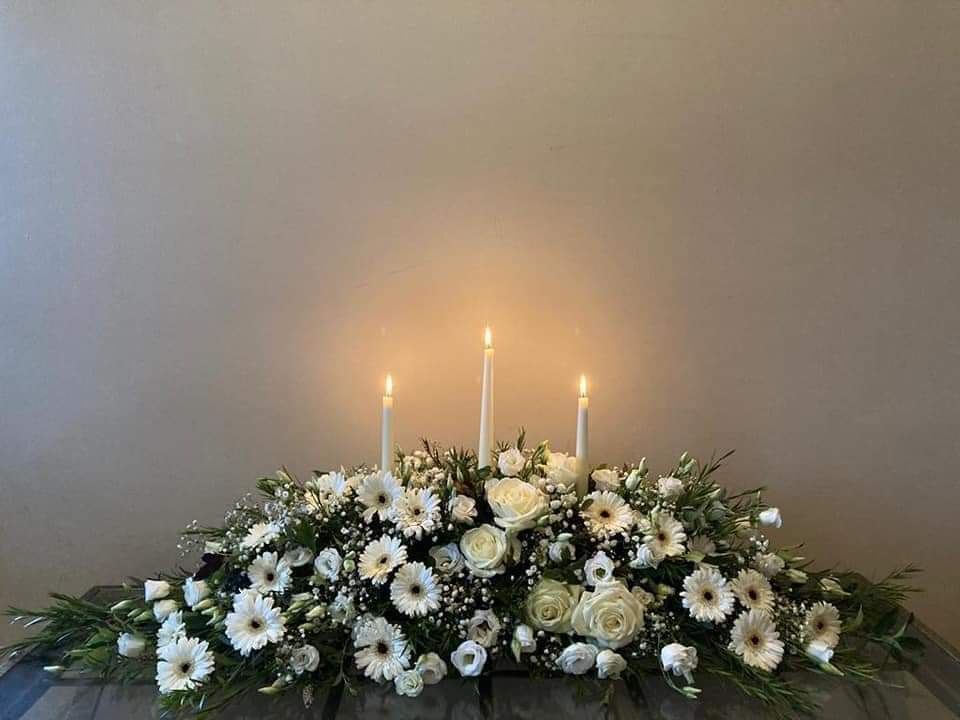 FlowerSchoolIE's tweet photo. Our online  module 4 students are just finishing up their last few designs for their certificate. Didn’t they do well? 
Our next module 4 is in September for more details visit our website 
https://t.co/XuiF5AKUjZ

#flowersonfriday #onlineSchool #floristryclass #flowers #craft https://t.co/z8ribkUJUt
