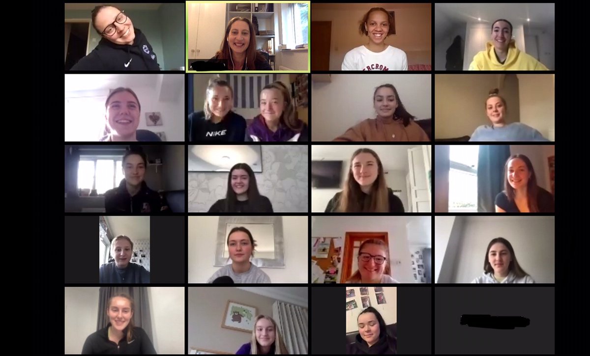 Lightning_Acad's tweet photo. Today was our second Lightning Coffee Morning led by NSL players @steaders_1 & @suzieliverseidg with players from our U21, U19 and U17 squads.
Fantastic to see this connection through our pathway & hear the Netball discussions! ๐โก๏ธ
#lightninglegacy #lightningfamily #netballchat https://t.co/oGVESkJteo