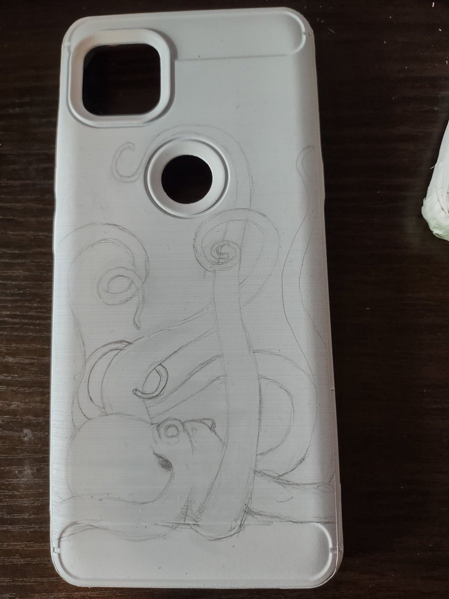 BeeFern9175's tweet photo. Starting these today. Ready for some acrylic paint now 🐝❤️
#beefernstudios 
#custommade
#InvaderZim 
#Octopus https://t.co/8d5qeEjWy3
