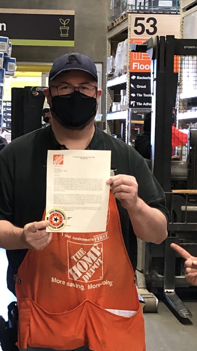 MikeBennett1213's tweet photo. RVP Recognition and Badges for Gene, Scott and Jackie! Thanks so much for going above and beyond during the ice/snow storms in NWA! We are so lucky to have each and everyone one of you at 8445 and with HD! #HDValues https://t.co/0y4lGq2ELN