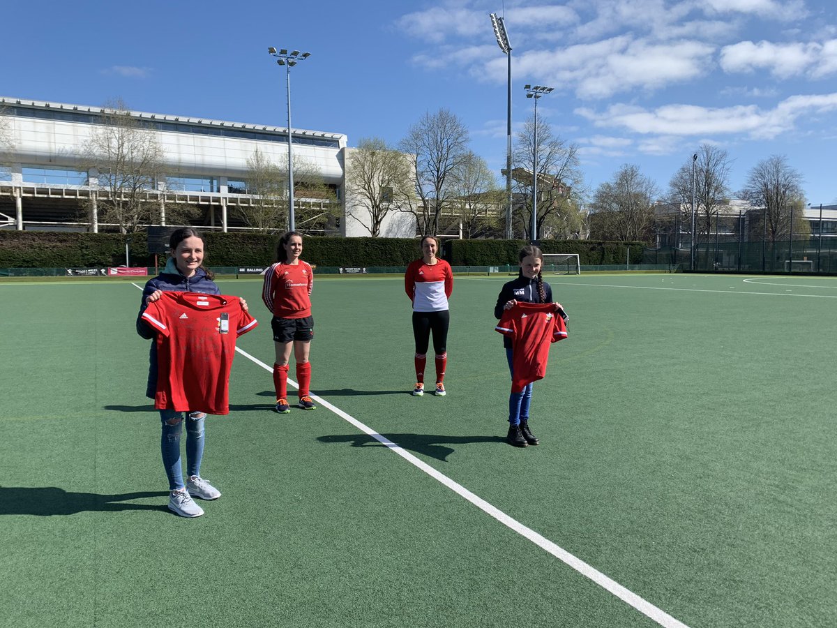 What an amazing morning in Cardiff! Thank you so much to all the ladies <a href="/HockeyWales/">Hoci Cymru</a>  for making us feel so welcome. Megs raising funds for <a href="/SDFHC/">St Davids Hospice</a>  live.justgiving.com/pages/donate/c…