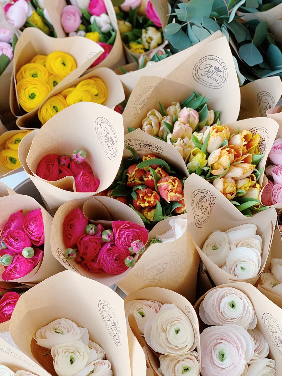 aspenflorist's tweet photo. Easter Pop Up Sneak Peek!! Saturday April 3rd 10 am - 3 pm @marketsbydreamday Bowmanville location 62 King St E (Enter at rear entrance @ 77 Church St - MBDD parking lot) https://t.co/IfdjFZeaoO