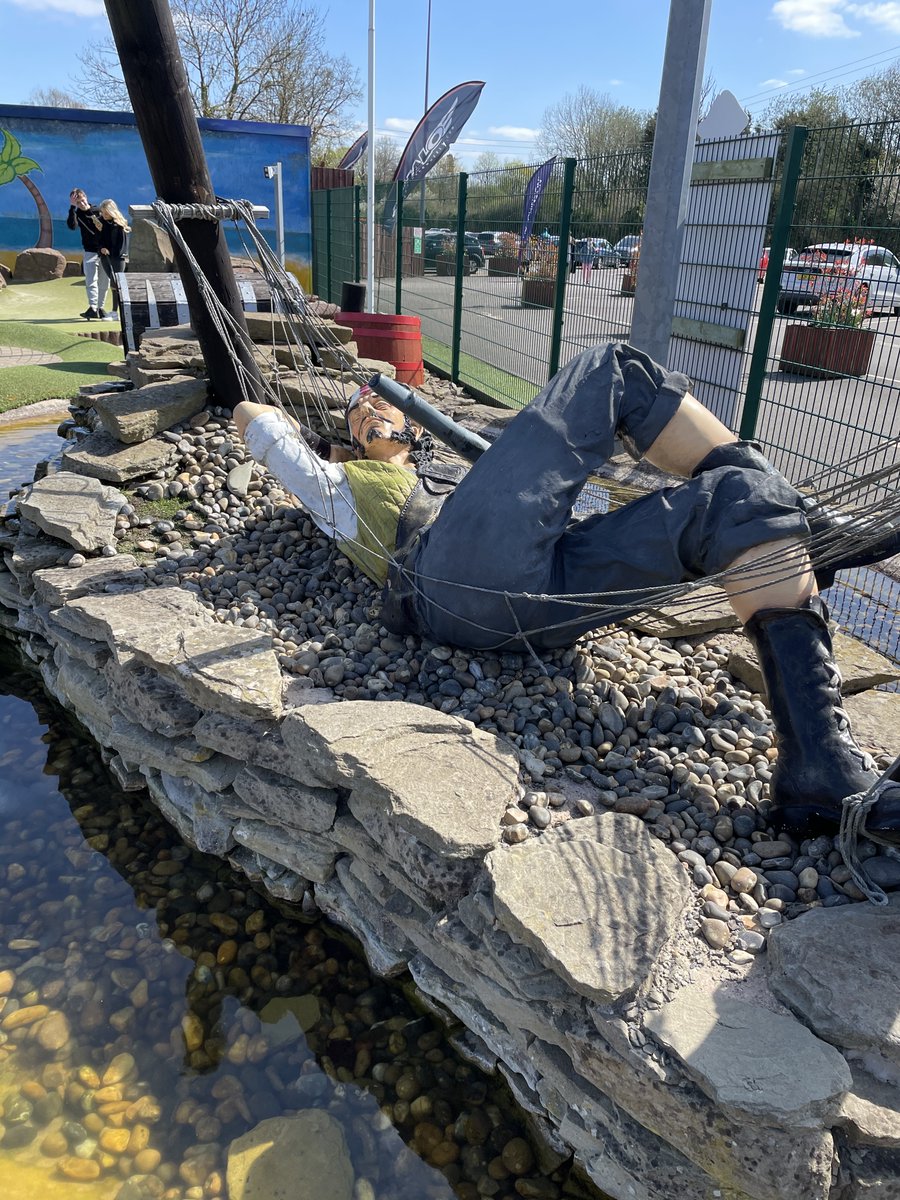 Its going to be another dry day and therefore why don't you come and hit a few golf balls on the range, enjoy a lovely hot chocolate with cream in our cafe, or meet the pirates on our 18 hole adventure golf course #familyfuntime #Starbucks #Covidsafe
