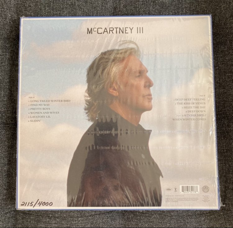 p4ddymmm's tweet photo. Lucky day ! Just found Paul McCartney’s autograph
Thank you Paul !
@PaulMcCartney
@recordstoreday
@grimeys https://t.co/weQCdIBD86