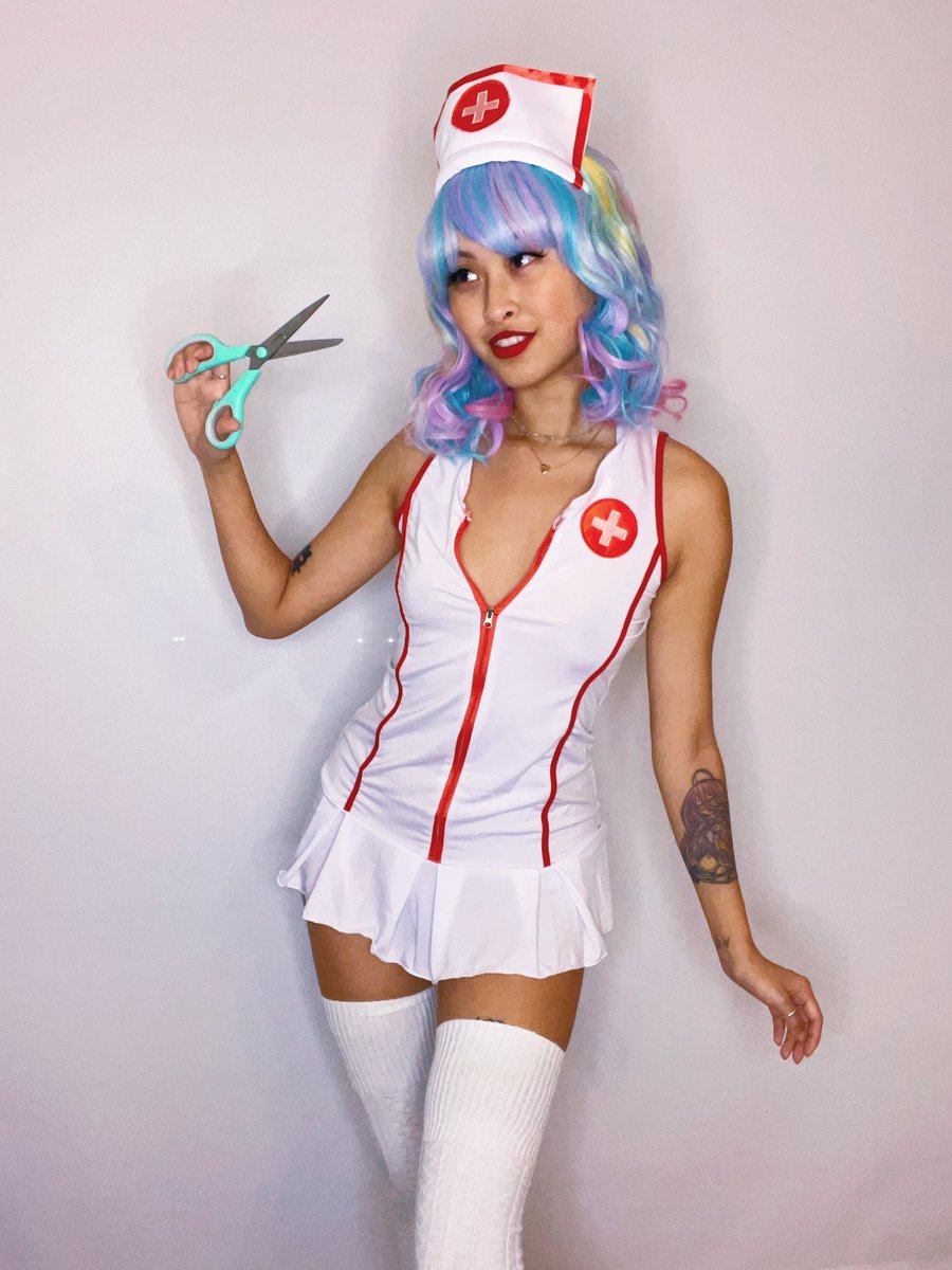 obeyenvynow's tweet photo. haven’t cosplayed in a while 🥺❤️ https://t.co/VCAUHjsNbi