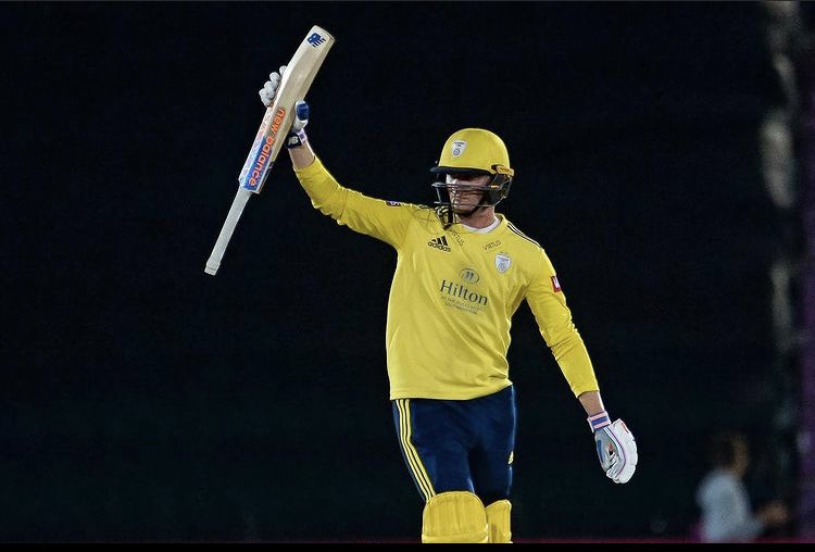 B8DB_podcast's tweet photo. EPISODE 8 IS OUT NOW!

We are joined by @hantscricket @AneurinDonald12 as he talks his recent injury woes, his return to cricket after 18 months out, A hilarious story regarding close friend Lukas Carey and his celebrity crush.

https://t.co/wHaZoJdbgq https://t.co/lnN8kRYhW1