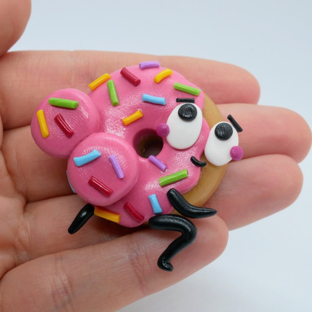 TheCrypDonut's tweet photo. Sneak peek, donut got the cake! 🍩🍰

Who wants to see it twerk!? 🍑🍑

Tag some friends below! 👇

#NFT #NFTCommunity #nftart #nftcollectors #NFTartists #NFTdrop https://t.co/6GLWfxpsuZ