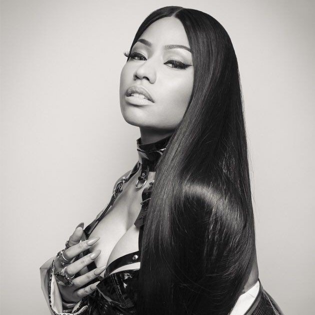 DojaCatCentral's tweet photo. Será que vem aí? Doja Cat acabou de começar a seguir Nicki Minaj aqui no Twitter. 👀 https://t.co/1c43bdX9hO