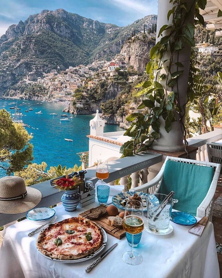 INTERIORPORN1's tweet image. A trip to Italy is NEEDED 🥰