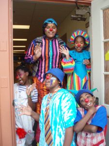 prescottcircus.org/wp-content/upl… Program Spotlight: Parker Elementary &amp; Middle Schoolhttps://is.gd/aZaV3A Parker Elementary students are building on their social emotional skills through circus arts. Now in ...