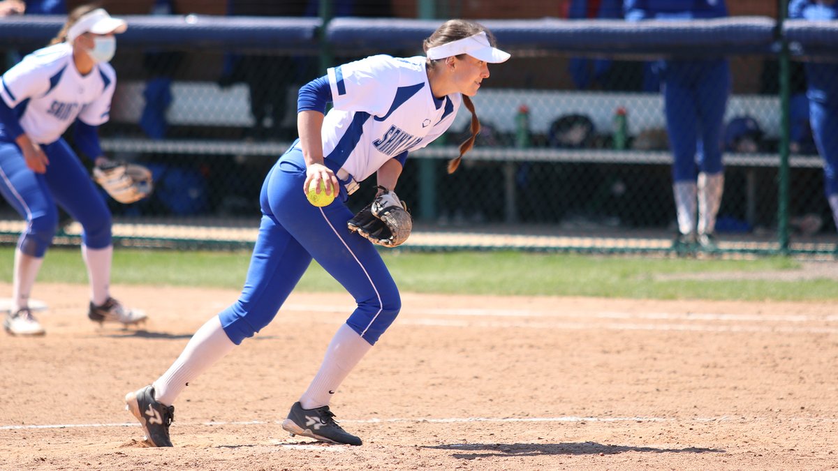 SLUSoftball's tweet photo. 𝐏𝐄𝐑𝐅𝐄𝐂𝐓𝐈𝐎𝐍 https://t.co/a3lDYLbLEi