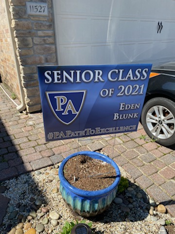 pulaskiacademy's tweet image. Yesterday our #PAGrade12 senior yard signs were delivered to each home! We are proud to guide each senior on their #PAPathToExcellence! Thank you @abc111770, @PA_Advancement, and other PA staff members for delivering these and adding a smile for senior families! 💙🎓💛