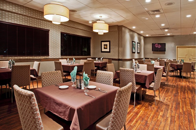 radissonfree's tweet image. Good news! Our on-site restaurant, Winner's Circle Restaurant &amp;amp; Lounge, is re-opening for breakfast starting today. Please inquire for hours and other details. We hope you'll visit us soon, and hope you'll bring your appetite! Book your stay at Radisson.com/FreeholdNJ. Take care!