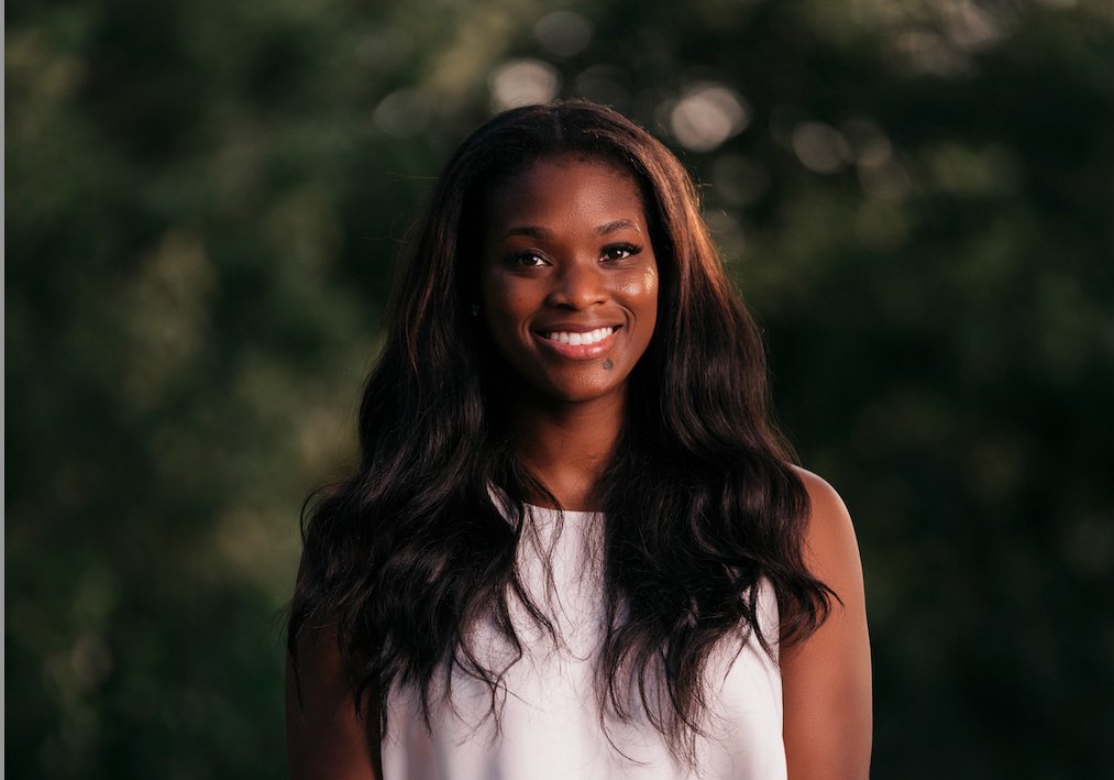 ZebraTechnology's tweet photo. #TheHolisticEngineer Daisy James started her career in engineering before becoming a corporate strategist. Learn how we support #TheHolisticEngineer at #NSBE47. https://t.co/BUl7QRKlx0 https://t.co/lAGBh0gav3
