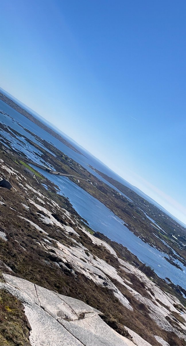 Kath_NicD's tweet photo. Áilleacht Chonamara ar Aoine an Chéasta - Connemara’s unrivalled beauty on Good Friday ☀️ 🌎🌟 #WildAtlanticWay #GoodFriday https://t.co/QB2EG0rZ9R