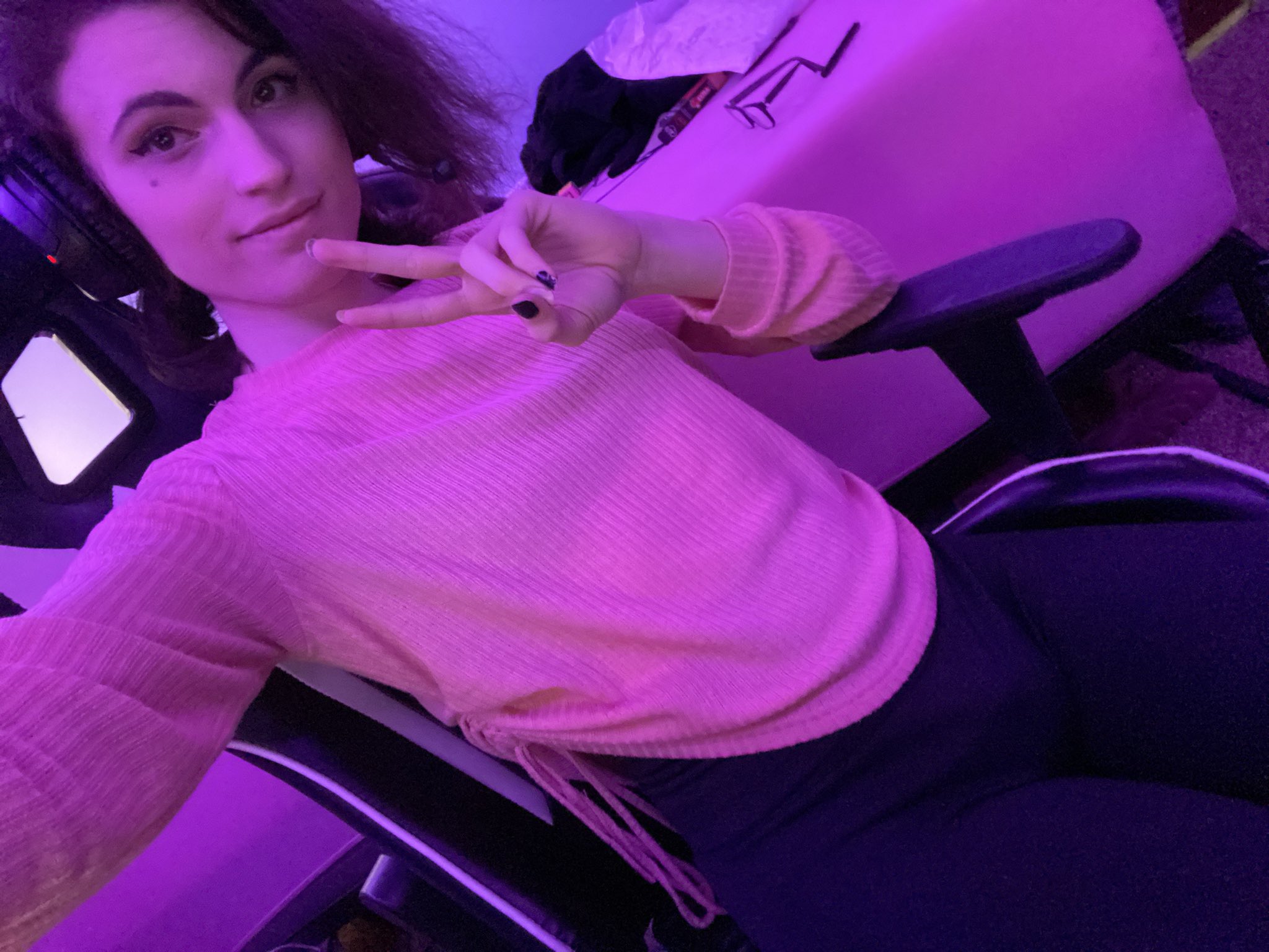 Maddie🌈🍑💗 on Twitter: "So I just reached the goal I set for myself when