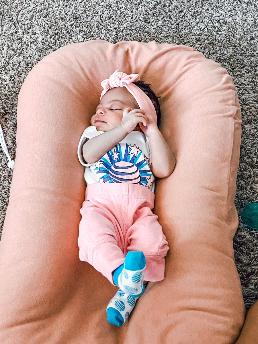 KatCole__'s tweet photo. On 3/27, our AT&T family got a little bigger! Congratulations to Preston Bellizeare on the birth of his first child - Presley Belle! 💕 👶 #FutureLeader #SharedWithPermission #ColeBlooded #FutureBossLady #LifeAtATT @PJBellizeareNTX @NTX_Market https://t.co/mvAgiglucB