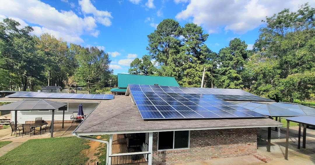 sealsolar's tweet photo. Arkansas, we are headed into a beautiful weekend! ☀️
We are also approaching the best time of year for solar production. Thanks to net metering, the credits built up over the coming months will help you on cloudy days, at night, or whenever you need it.
#GoSolar #ArkansasSolar https://t.co/UzAh5UPQs7