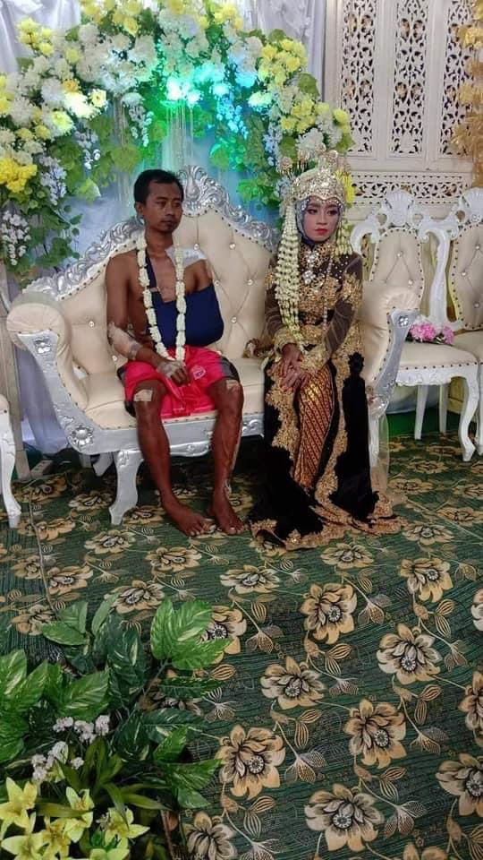 sosmed keras tweet media