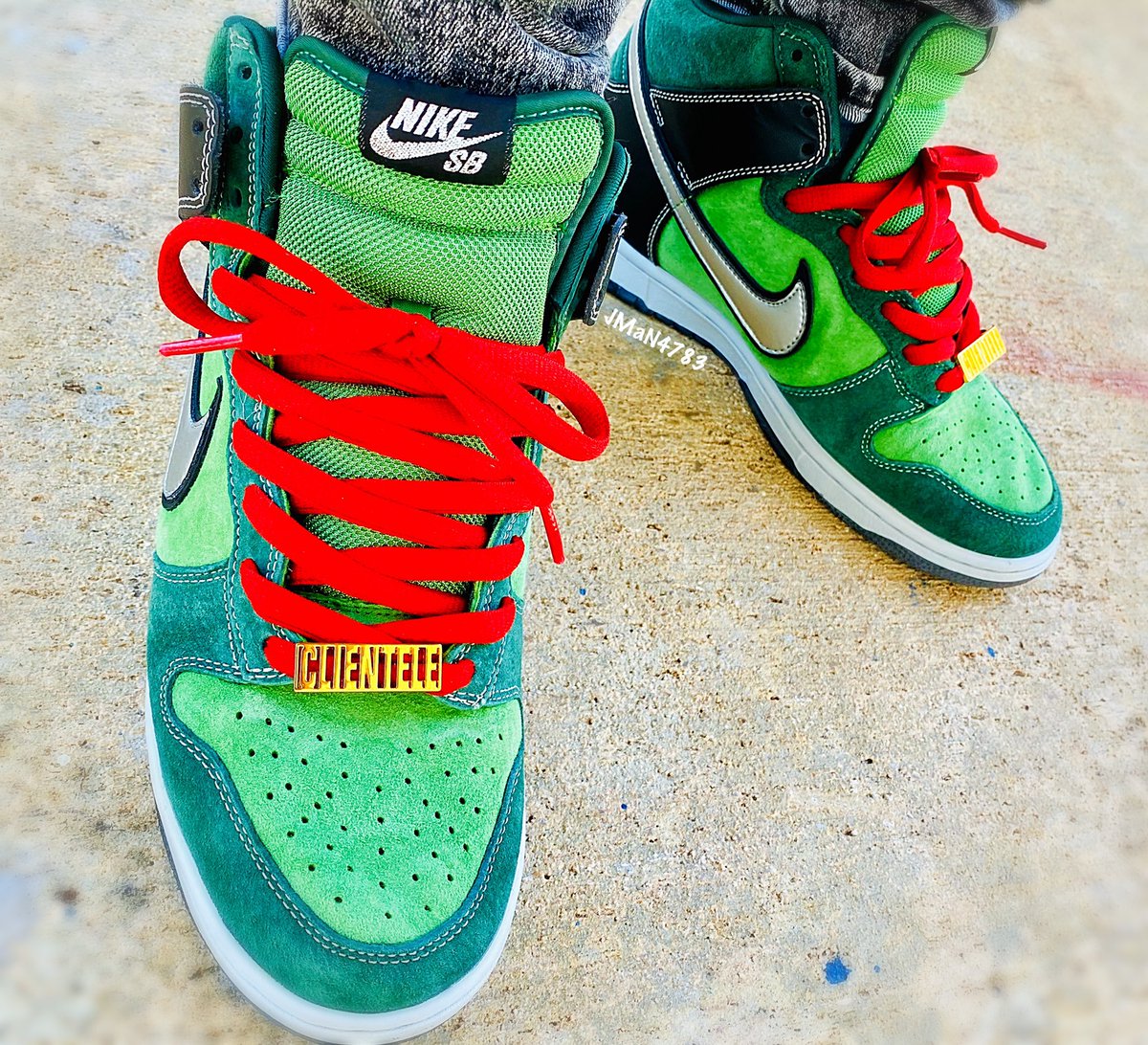 Stealth783's tweet photo. #KoTD #NikeSBBrut #VintageKicks #YourSneakersAreDope #Swoosh #WDYWT #TodaysKicks #Nike #OGColorWay #GOAT #KicksOfTheDay #PositiveVibes #LaceSwap #ShoesSoFresh #TeamTMCII #NIKESB #Atmoscollectorsclub https://t.co/jSIAw4aITG
