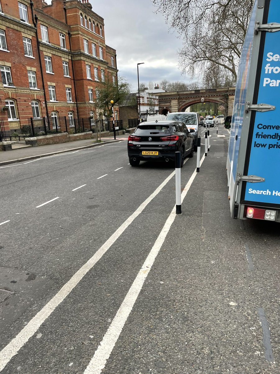 Hey @Hermesparcels, your driver couldn’t tell the difference between the segregated bike lane and parking spaces but hopefully you can see where they went wrong?