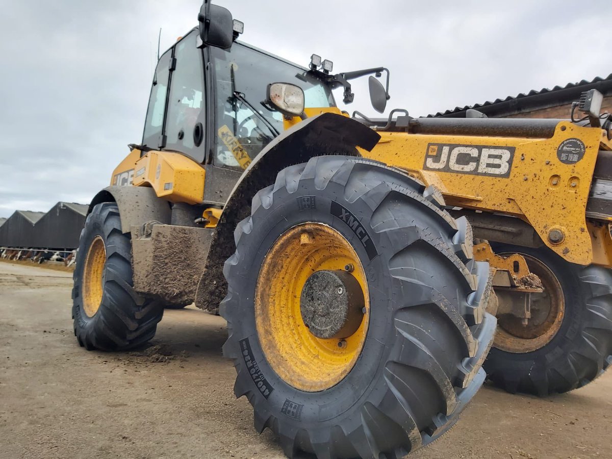 Another customer taking advantage of the <a href="/MichelinAgriUK/">Hijacked</a> cashback offer 4 new XMCL fitted near Lutterworth