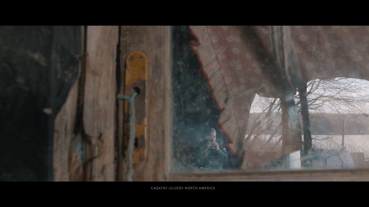 CagatayNorth's tweet photo. With permission from @oxfordfilmfest we are sharing some of these screenshots of frames in #Birdie we loved. #ÇağatayUlusoy eye for the aesthetics is captured in these compositions and the #UlusoyBrothers did very well for their first professional collaboration. @UlusoyAtalay https://t.co/OIwuJfOY6W