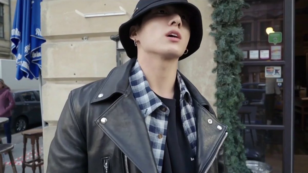 pov : jungkook is your rockstar boyfriend