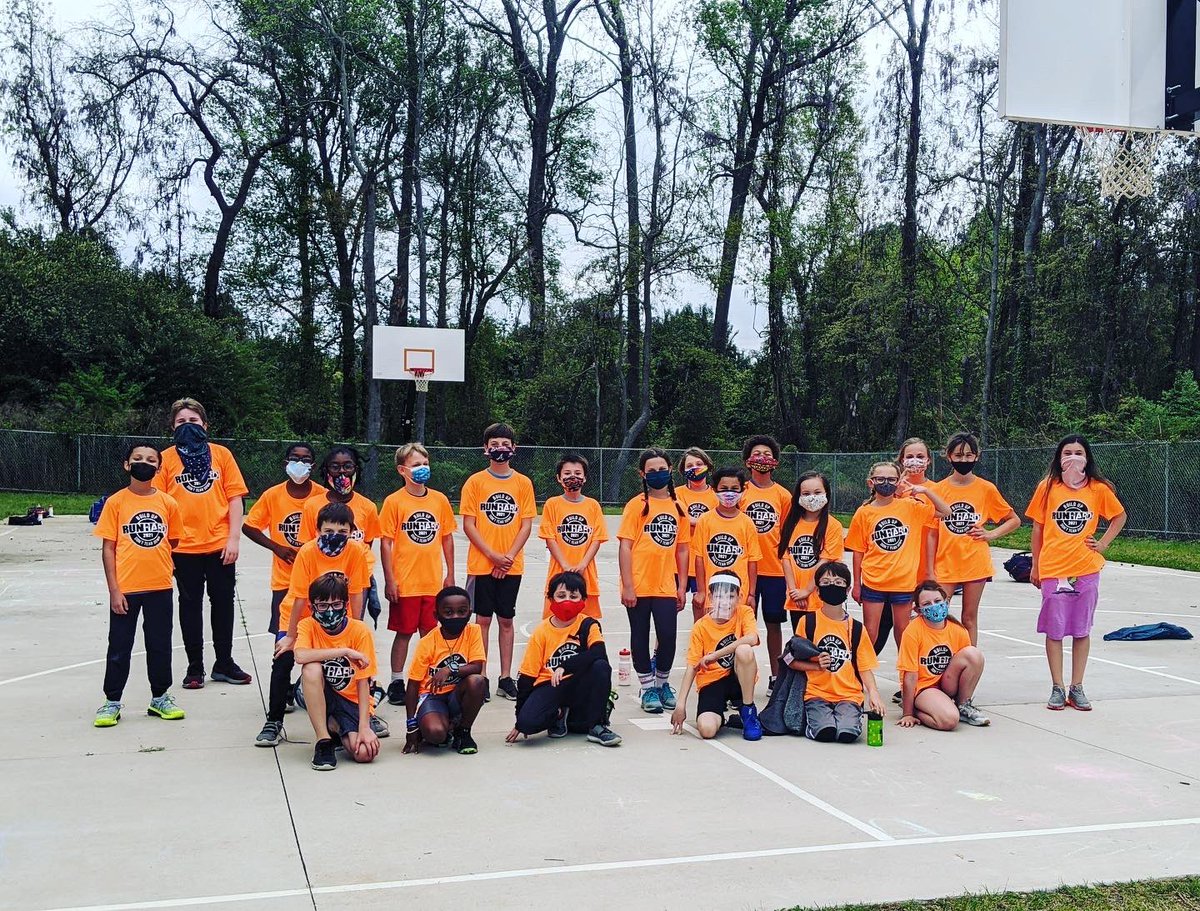 RunhardTeam's tweet image. Earn your shirt week was a success! Swipe to see some of our teams’ excitement about their shirts! #runhard