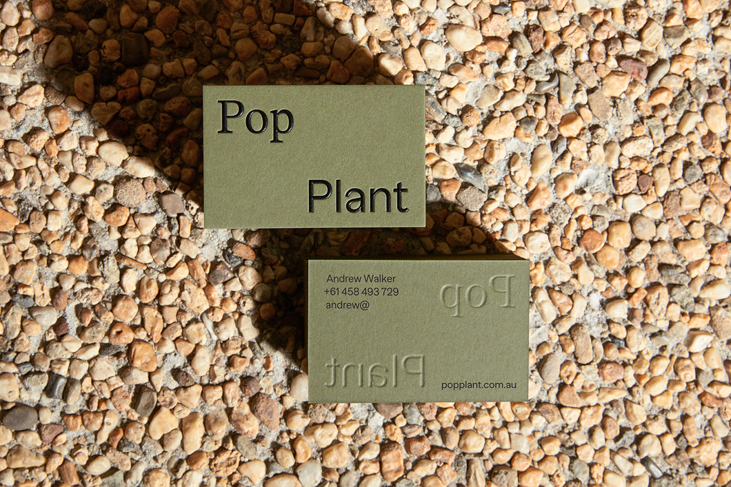 galantapp's tweet photo. Pop Plant es una empresa de jardinería especializada en espacios urbanos. 

Both Studio creó la identidad diferenciando a Pop Plant a través del establecimiento de un balance estético y científico con el uso de tipografías armoniosamente complementarias.

https://t.co/MBaU33bsSw https://t.co/F1TwZiuBri