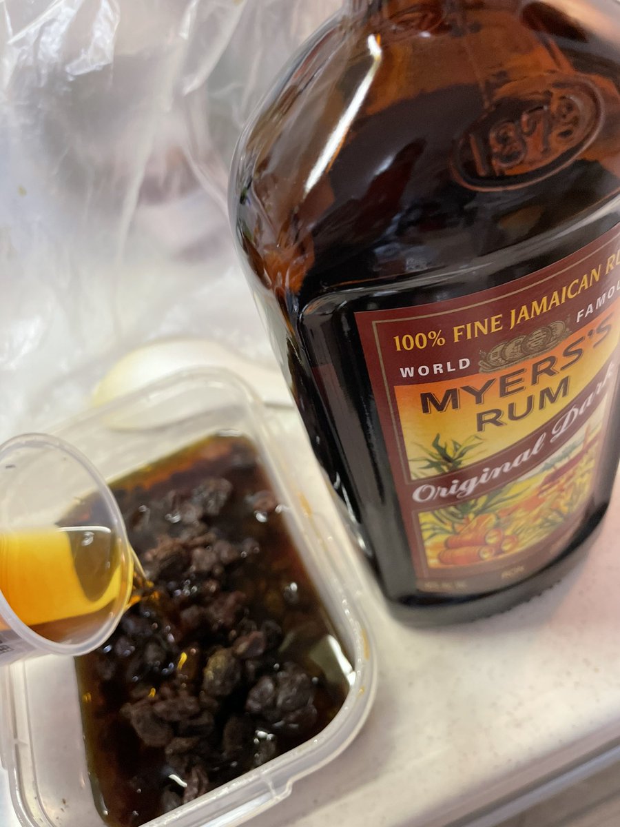 boningendiary's tweet photo. 証拠の画像はこちらです💦
実は #ラム酒 は飲めないですし、もっと言えばお酒入りのお菓子も苦手なので…味覚が子供ですみません😅
ですが、#洋酒フルーツケーキ は、違いがわかる大人の皆様には、ありがたいことにご好評を頂いております🙇♀️
#poundcakes
#handmade
#handmadecakes
#ハンドメイドケーキ https://t.co/5WeoTUvsa9