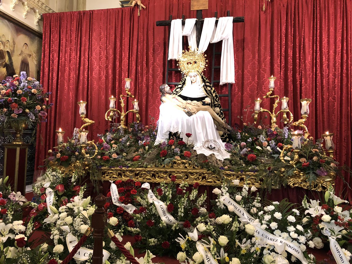 Condavision's tweet photo. Hdad. De la Soledad de Hinojos #sscondado21 #semanasanta #ssanta2021 #condado #hinojos #hdadsoledad https://t.co/9xy3hBFzJi