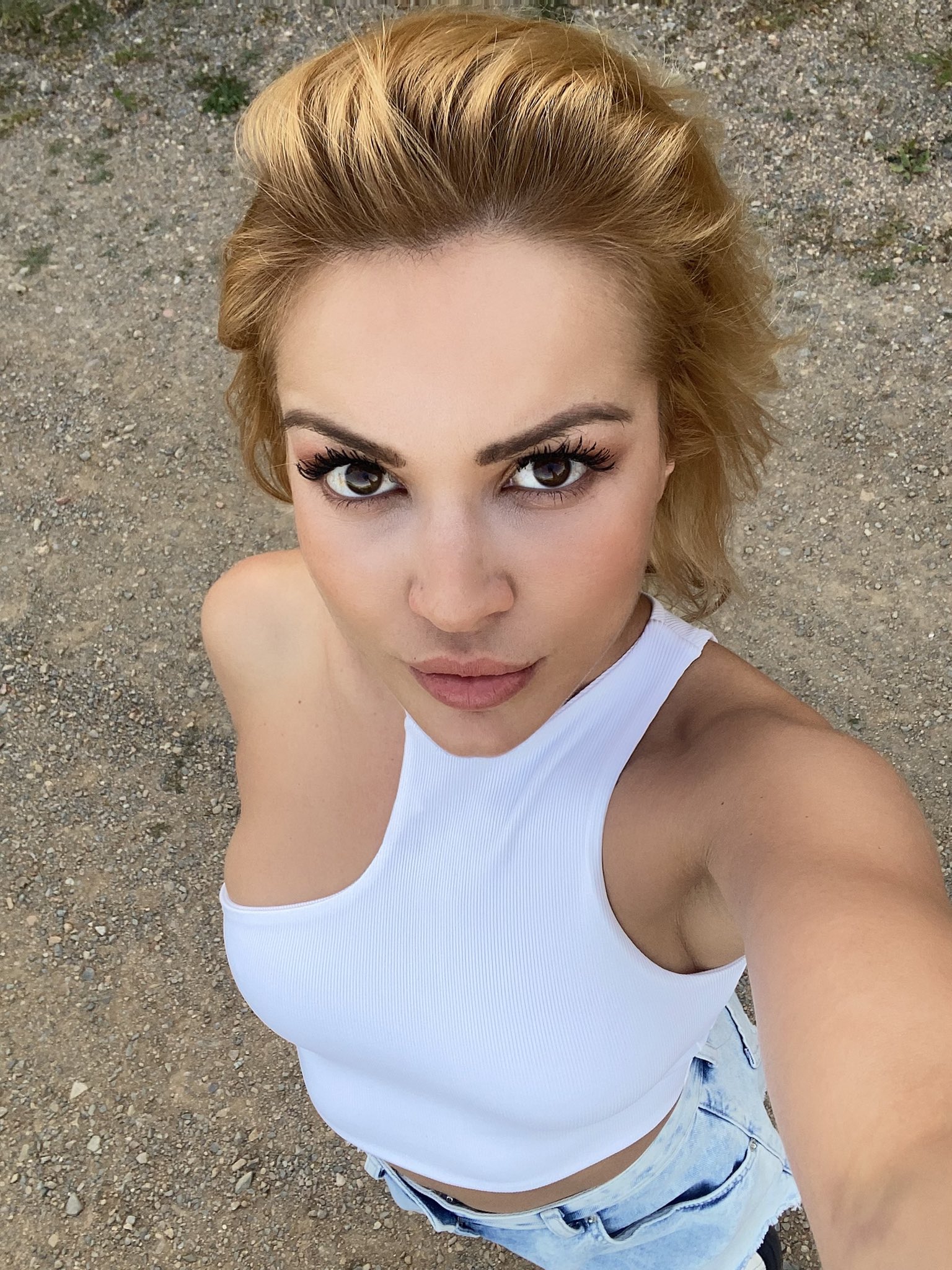 tw-pornstars-1-pic-cherry-kiss-twitter-my-skin-and-my-body-all
