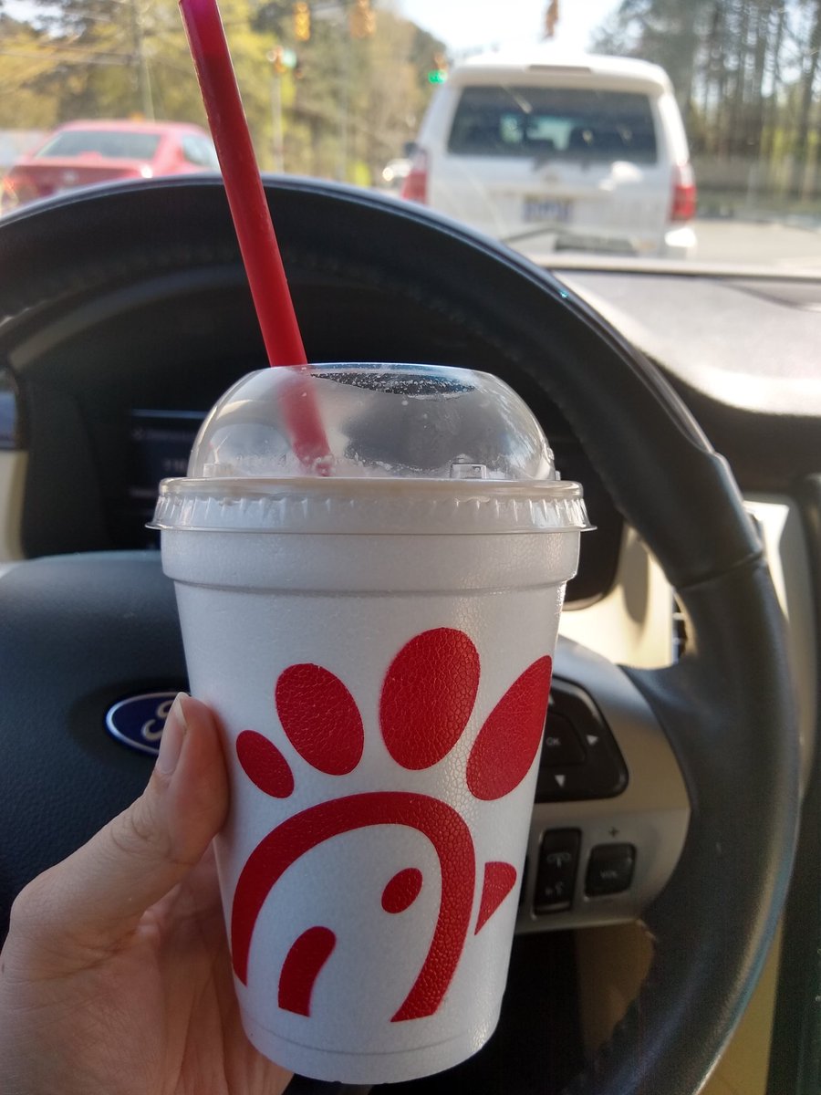 MrsCCorley's tweet photo. Starting off Spring Brak right!
Love my admin @TiffanyHourigan @blairhivey !
I found a golden egg and got a complimentry shake!
@bakerelembears https://t.co/7mDD79NeYF