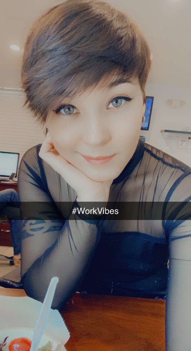 TheSaturnine97's tweet photo. Happy Friday! ❤️ https://t.co/43KY1QItTx