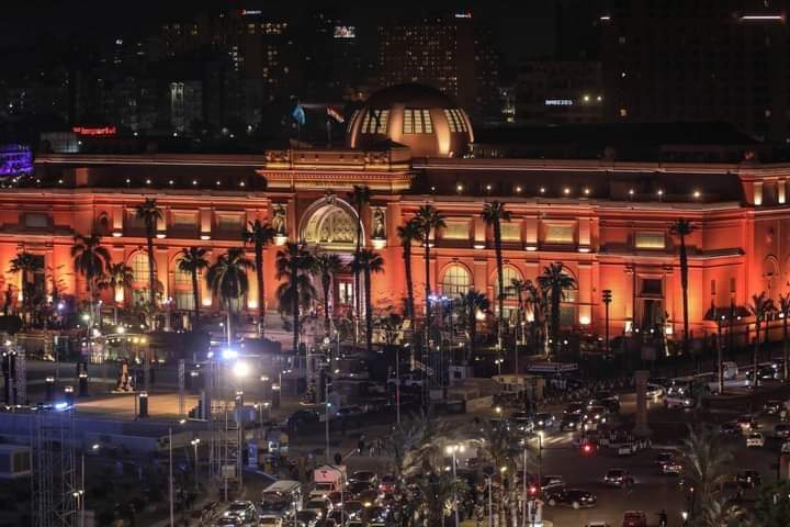 انا من ملايين الناس حول العالم إلى منتظره ومتحمسه ل نقل الموميات بكره ومنتظر الإبداع الى هشوفه بكره . 
#نقل_المومياوات 
#نقل_المومياوات_الملكية