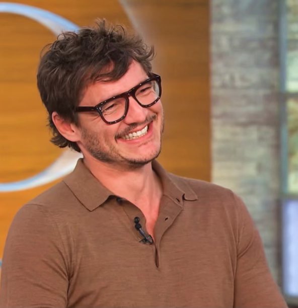 Happy birthday to pedro pascal, the wonderful man whose smile makes everything better  
