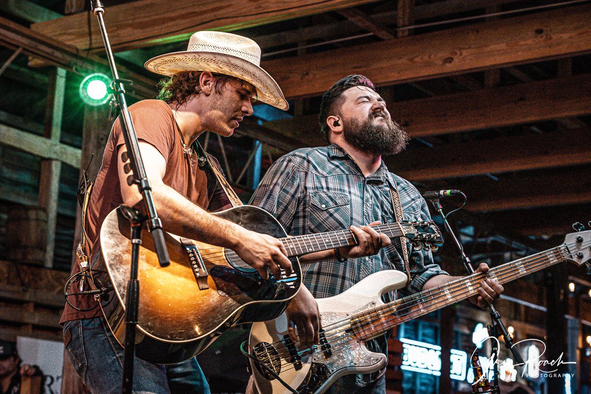 RandallKingBand's tweet photo. Spring, TX TONIGHT! It’s gonna get #countryashell at Rowdy’s! Tag your friends to win a merch package. Must be present at tonight’s show to win. #letstonk https://t.co/J7lLAfVRZP