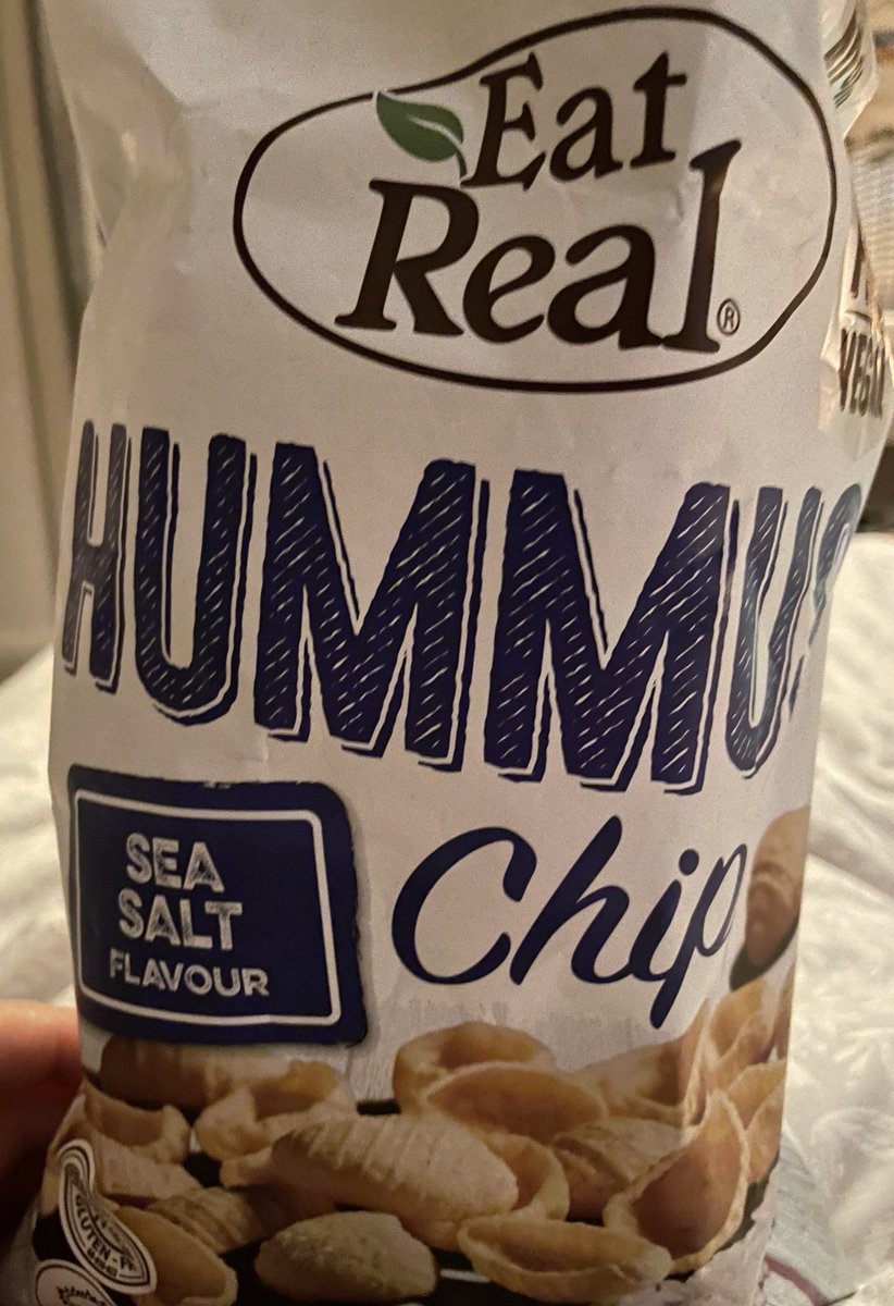 kevin_blundell's tweet photo. Opened my bag of crisps and found a bag of conchiglie pasta https://t.co/XlNSO3o6Zc