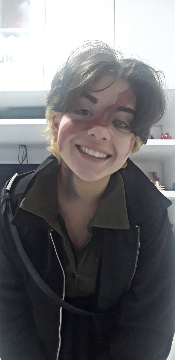 n00kitty's tweet photo. tentei fazer um cosplay do Arthur
(vergonha de postar mas tamo ai)
@cellbit @OrdemParanormal
#Desconjuracao
#OrdemParanormal
#arthurcosplay #OrdemParanormalDesconjuracao https://t.co/qBSI0InUoE