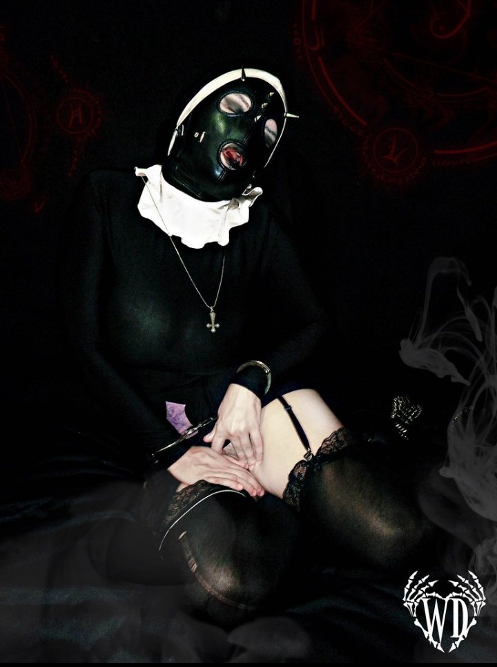 wicked_dolls's tweet photo. Semana Santa 📸
https://t.co/DemePAvYIf
#stayfreak #wickeddolls #altmodels #fotografiaalternativa #ensaiossensuais https://t.co/TgR7PKlR8Y