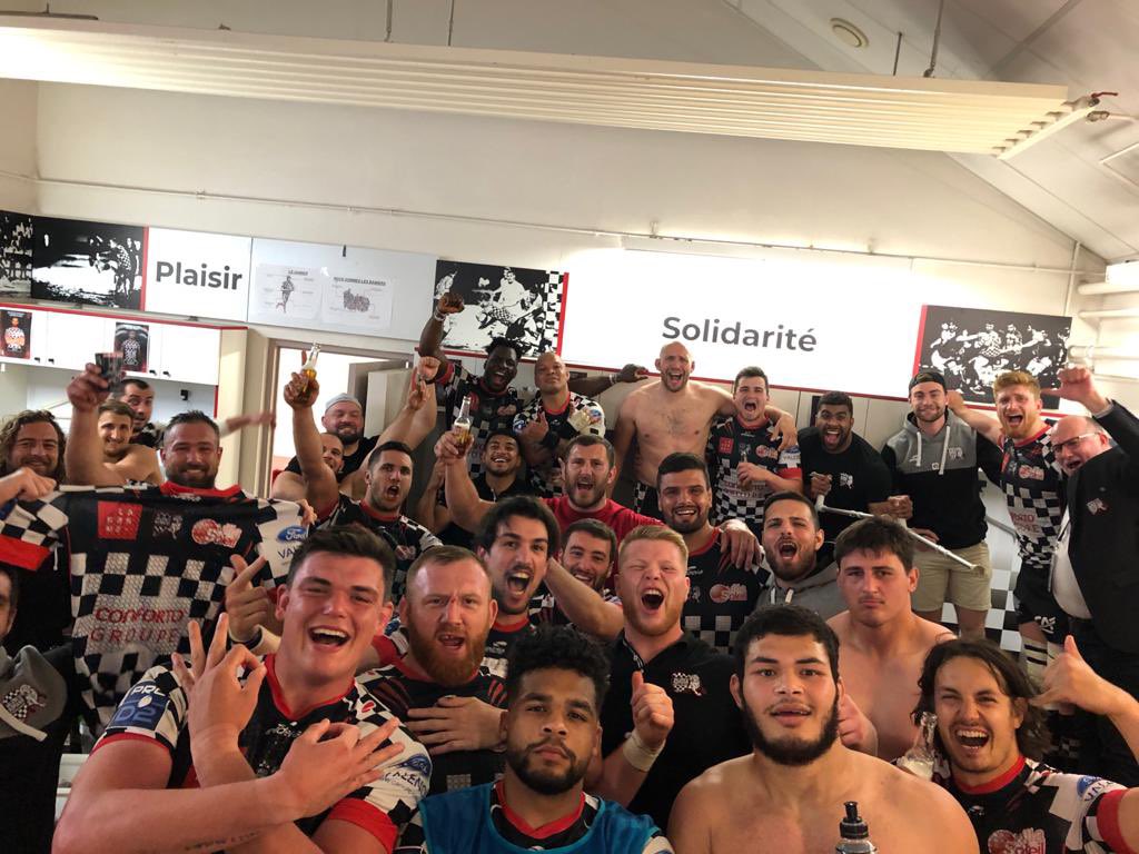 La course au maintien se poursuit après cette belle victoire des Damiers sur le score de 32-31 face au leader, le RC Vannes ! 🏁🔥

#ALLEZDAMIERS #TEAMVRDR