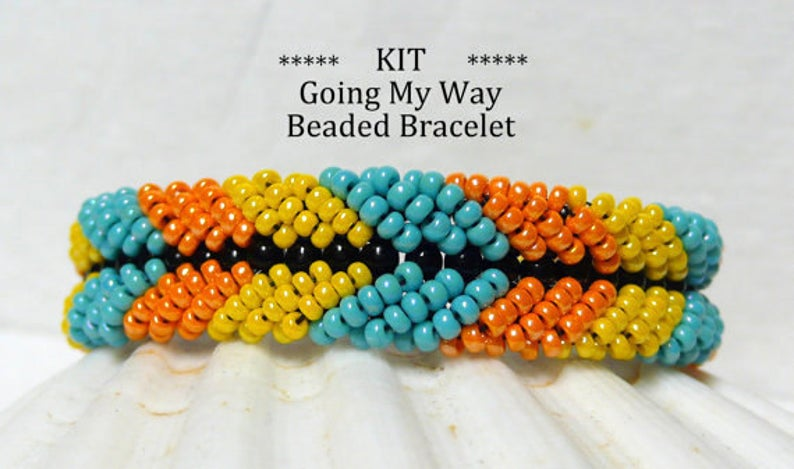 MyBeads4You_'s tweet photo. #beadingkit #braceletkit #jewelrysupplies #etsyshop #etsyfinds #etsyshop #tmtinsta #etsyteamunity #bracelets #orange #yellow #turquoise #beadit
https://t.co/A1rnmycjQX https://t.co/lJfNqzop7F