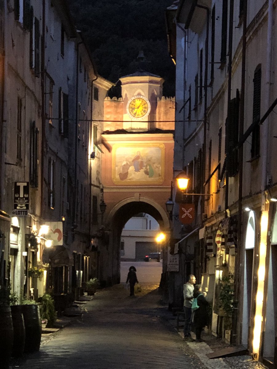 MassimoBadano's tweet image. Porta Testa . Ingresso borgo medievale . #finalborgo