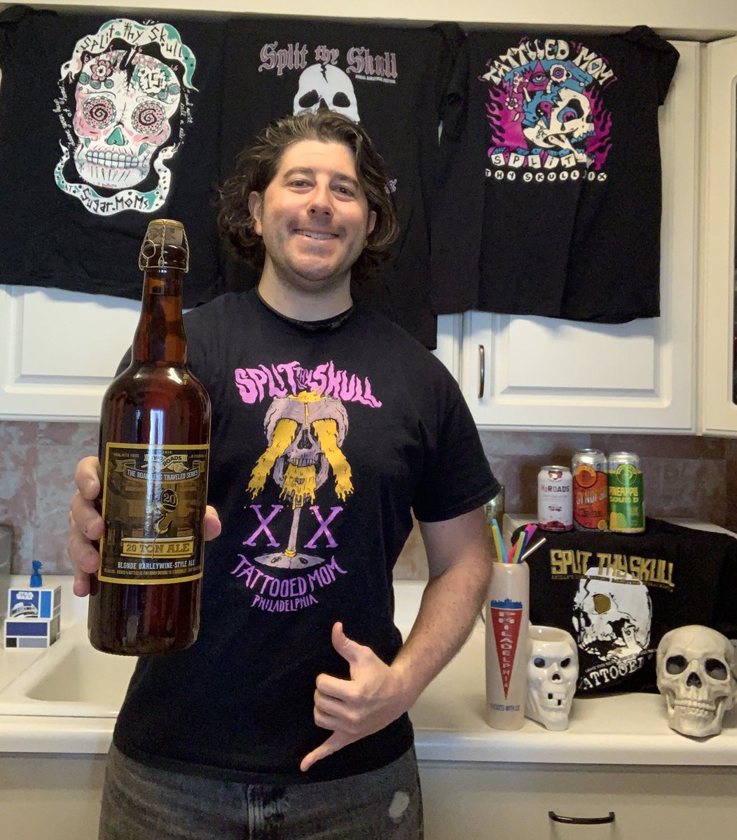 2RoadsLee's tweet photo. TGI(@2RoadsBrewing)F!!! Be safe &amp; healthy &amp; kind out there, friends.
🍺❤️💀🍻☀️
Phun Phact: First Two Roads draft ever poured in Philly was at @Tmoms #splitthyskull ☠️ six years ago this holiday weekend. Cheers! #20ton https://t.co/h5cXP4vdh4